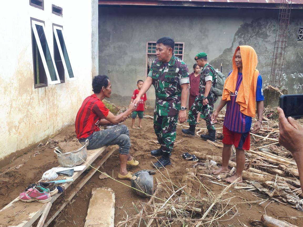 Pangdam XIV/Hsn Lakukan Peninjauan Lokasi Bencana Alam di Kab. Luwu