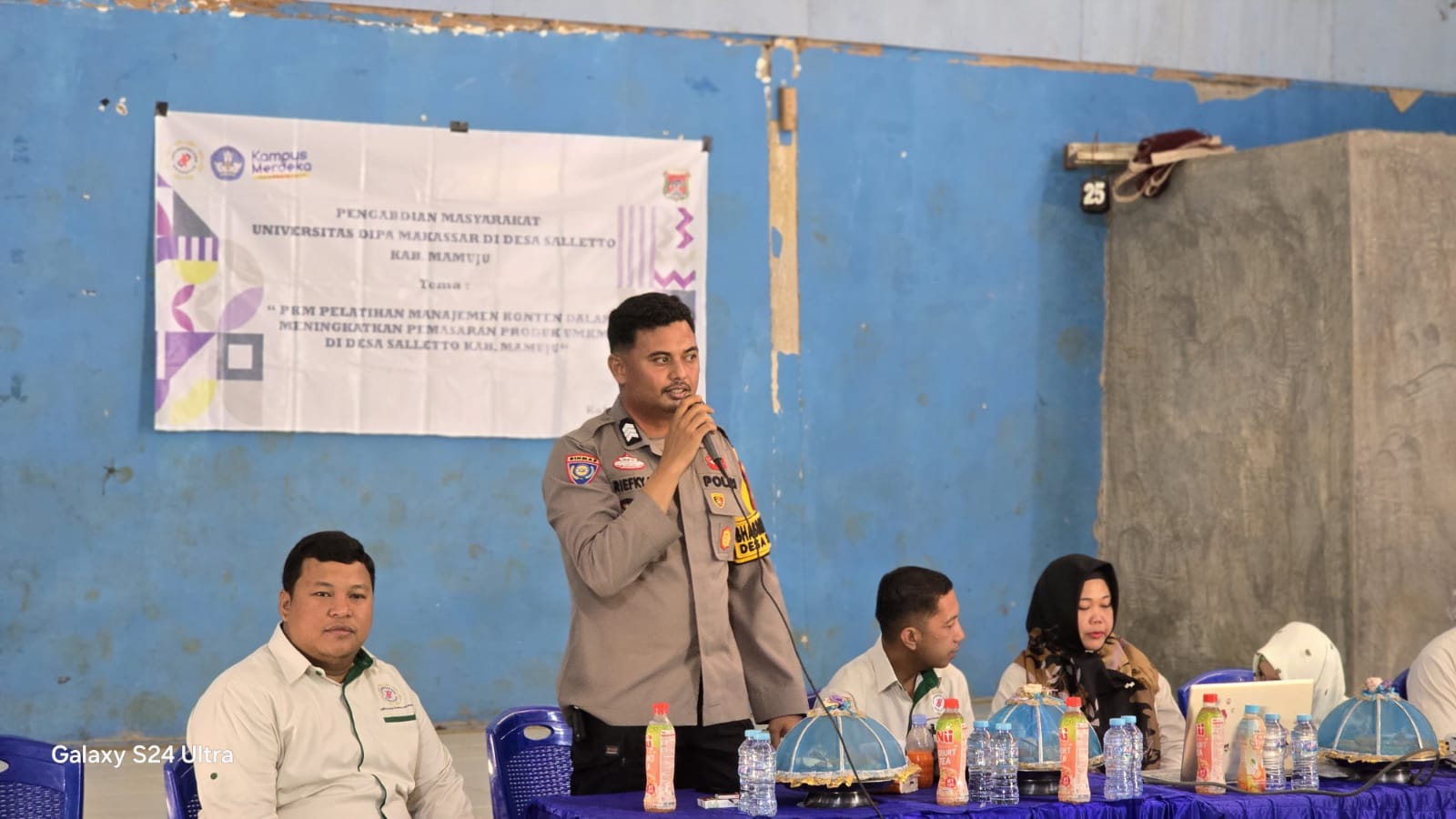 Bhabinkamtibmas Salletto Polsek Mamuju, Jadi Pembawa Materi Pelatihan Pemasaran Lewat Konten