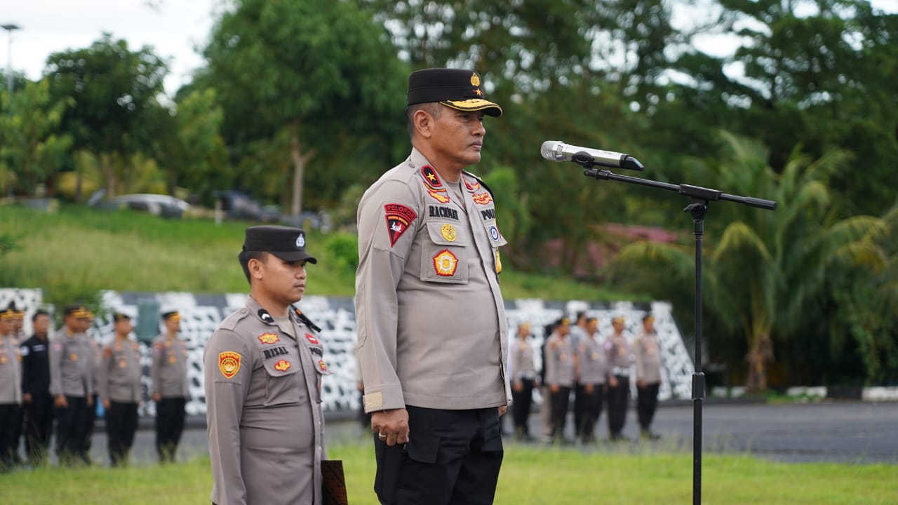 Pentingnya Integritas dan Profesionalisme, Wakapolda Sulbar Dorong Peningkatan Kinerja di Tahun 2025