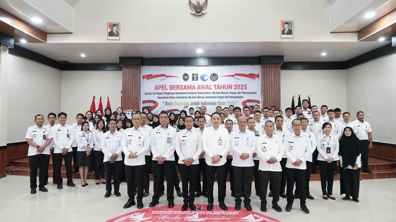 Jajaran Kemenkum Sulbar Hadiri Apel Bersama Awal Tahun 2025 Secara Virtual