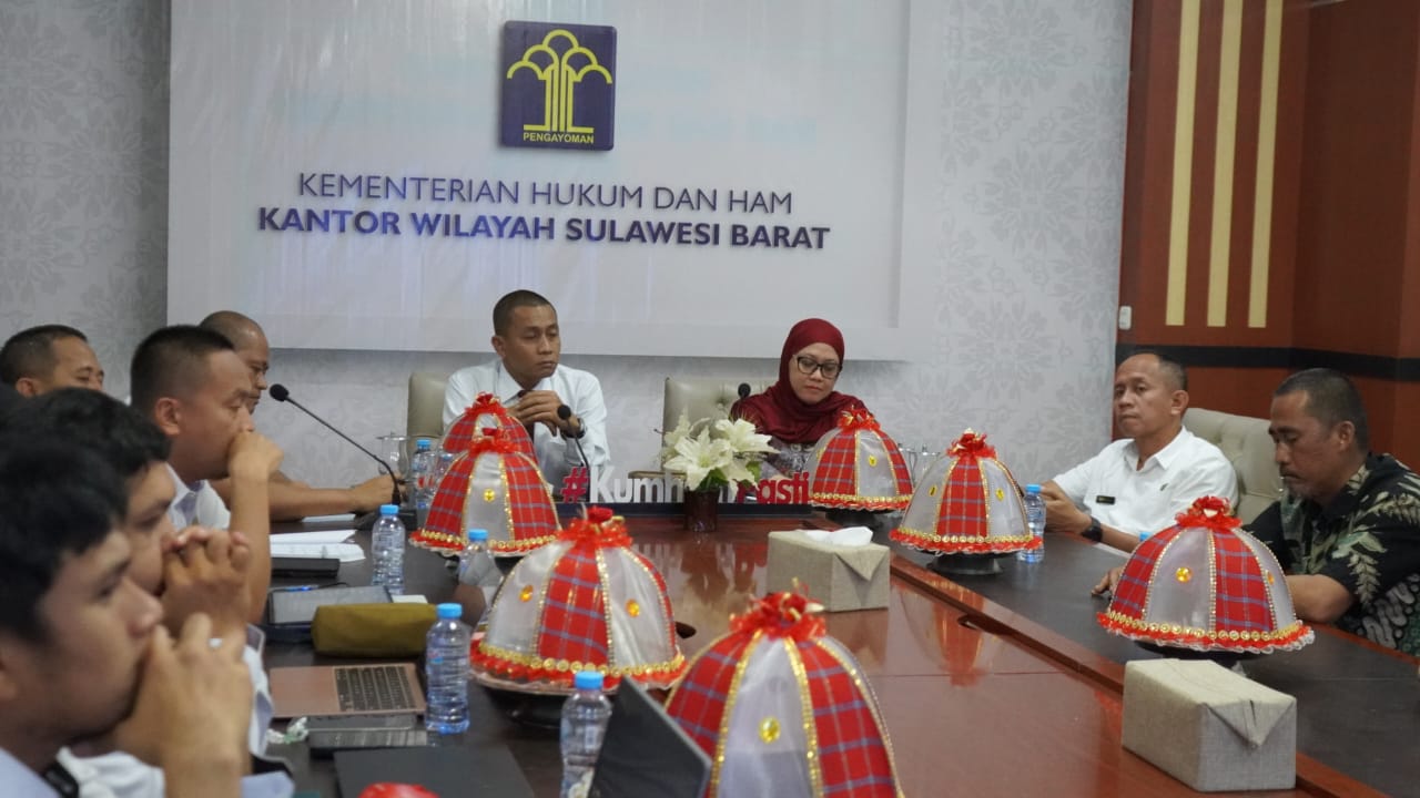 Kanwil Kemenkum Sulbar Terima Kunjungan Ketua DPRD Mamuju Tengah