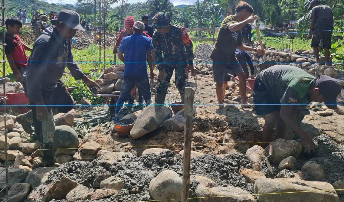 Semangat Gotong Royong, Babinsa Kodim 1418/Mamuju dan Masyarakat Dalam Pembangunan Rumah Ibadah