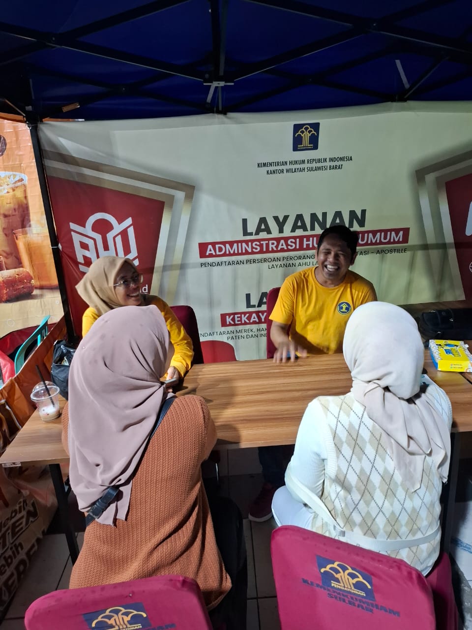 Dekatkan Layanan ke Masyarakat, Kanwil Kemenkum Sulbar Berpartisipasi di EXPO HIPKA 2025