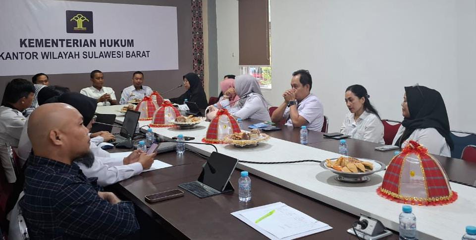 Kanwil Kemenkum Sulbar Berhasil Mediasi Dugaan Pelanggaran KI Buku “Daeng Rioso”