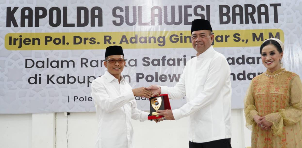 Lanjutkan Safari Ramadan ke Polman, Kapolda Sulbar Silaturahmi dan Berbagi Kebahagiaan