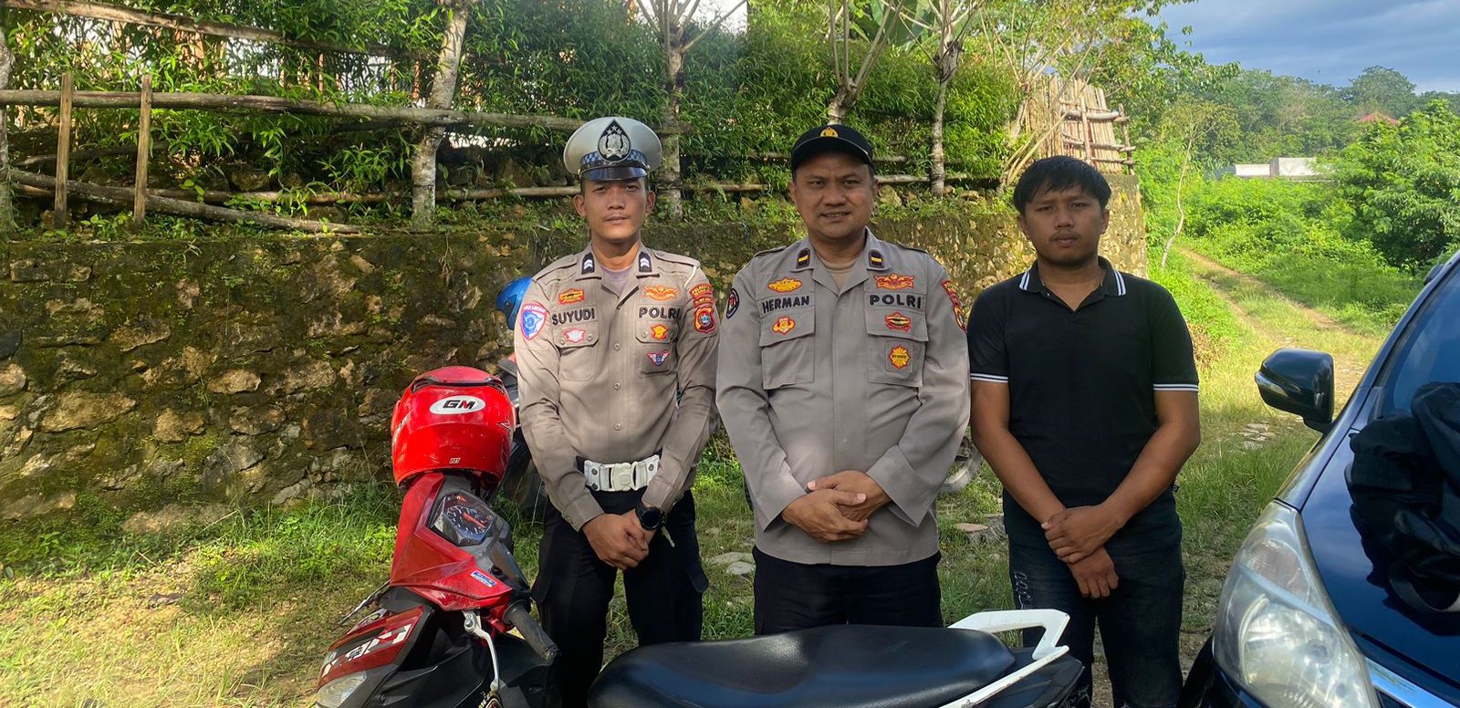 Jajaran Polresta dan Polsekta Mamuju Lakukan Pengamanan Ibadah Jumat Agung 