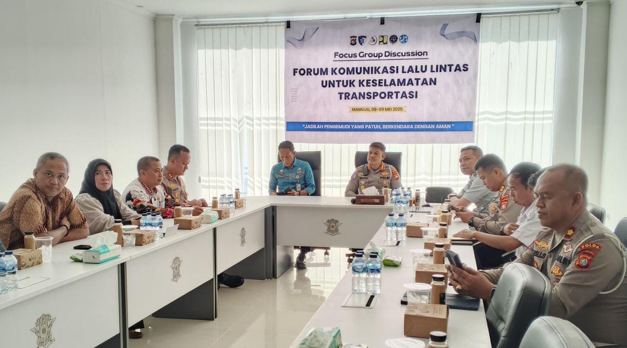 Dir Lantas Polda Sulbar Pimpin Forum Komunikasi Lantas; ‘Sinergi Menuju Transformasi Keselamatan Lalu Lintas’