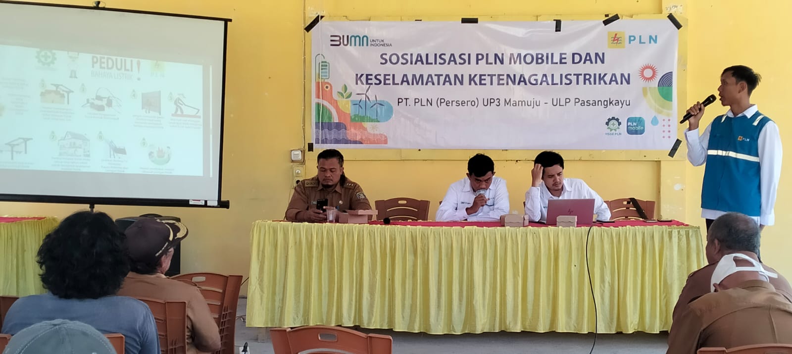 PLN Pasangkayu Sosialisasikan PLN Mobile dan Keselamatan Listrik