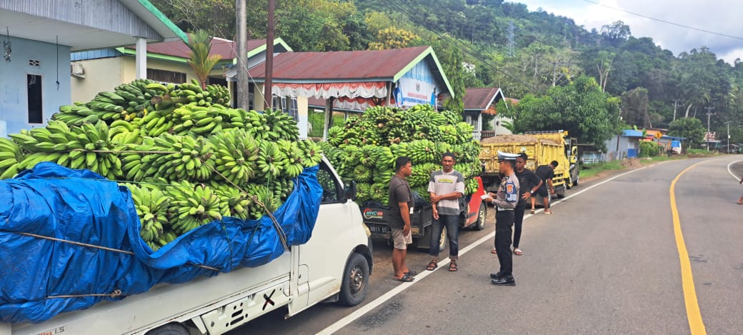 Tekan Angka Kecelakaan, Sembilan Kendaraan Over Load Kena Teguran Tertulis dari PJR Ditlantas Polda Sulbar