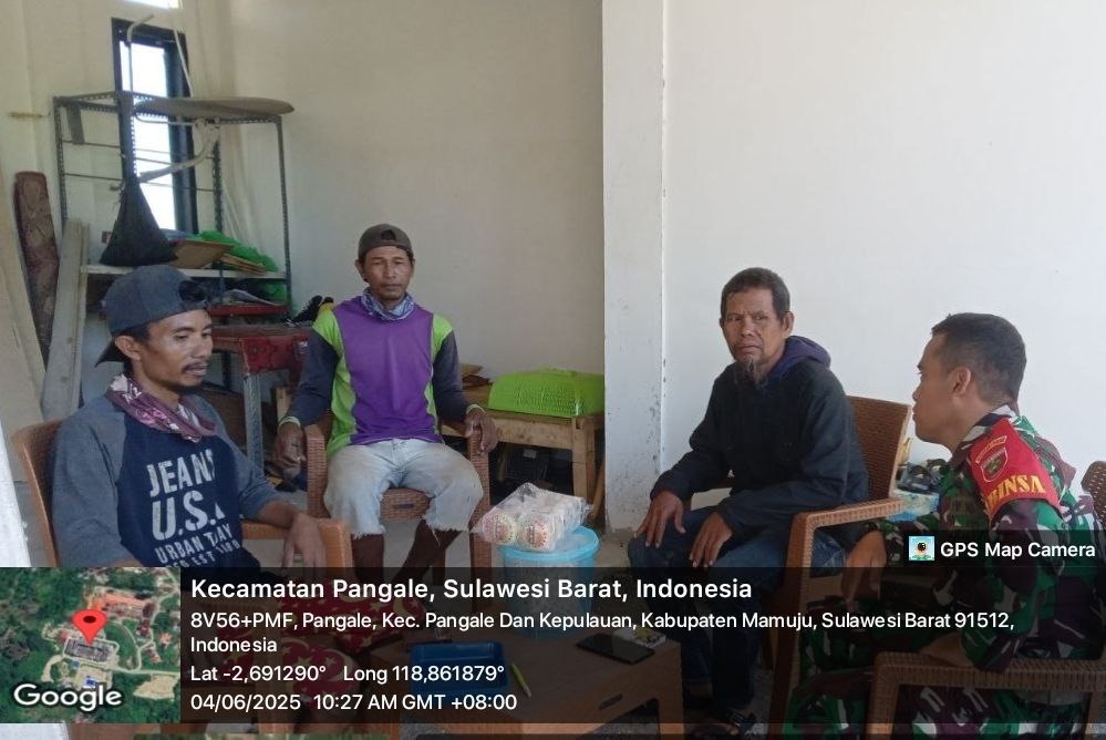 Babinsa Koramil 1418-04/Budong-Budong Lakukan Pembinaan Wilayah dan Komsos di Pangale