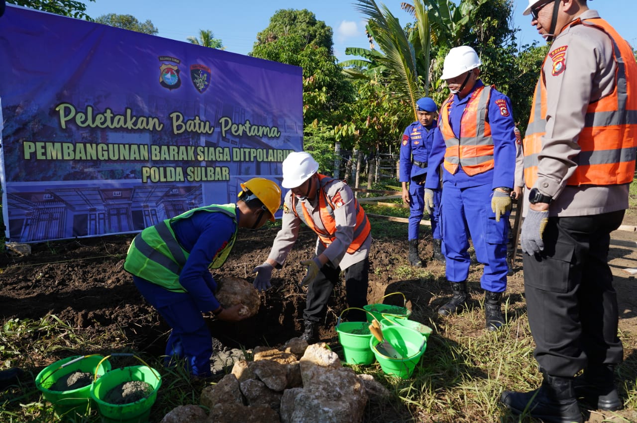 Kapolda Sulbar Pimpin Peletakan Batu Pertama Pembangunan Barak Siaga Dit Polairud