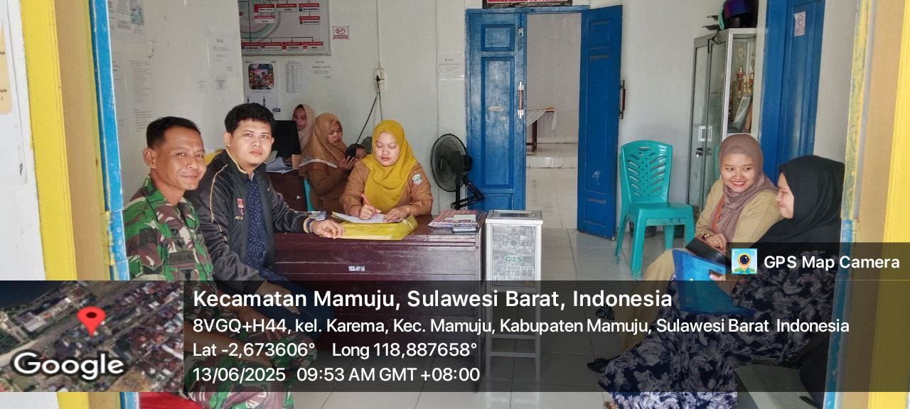 Pererat Hubungan dengan Warga Karema, Babinsa Koramil 1418-01/Mamuju Gencarkan Komsos