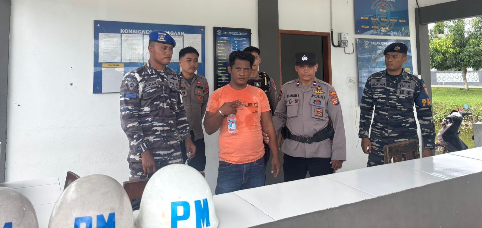 Usai Amankan Pria yang Diduga Dalam Pengaruh Obat- Obatan, Lanal Mamuju Berkoordinasi dengan Polresta Mamuju