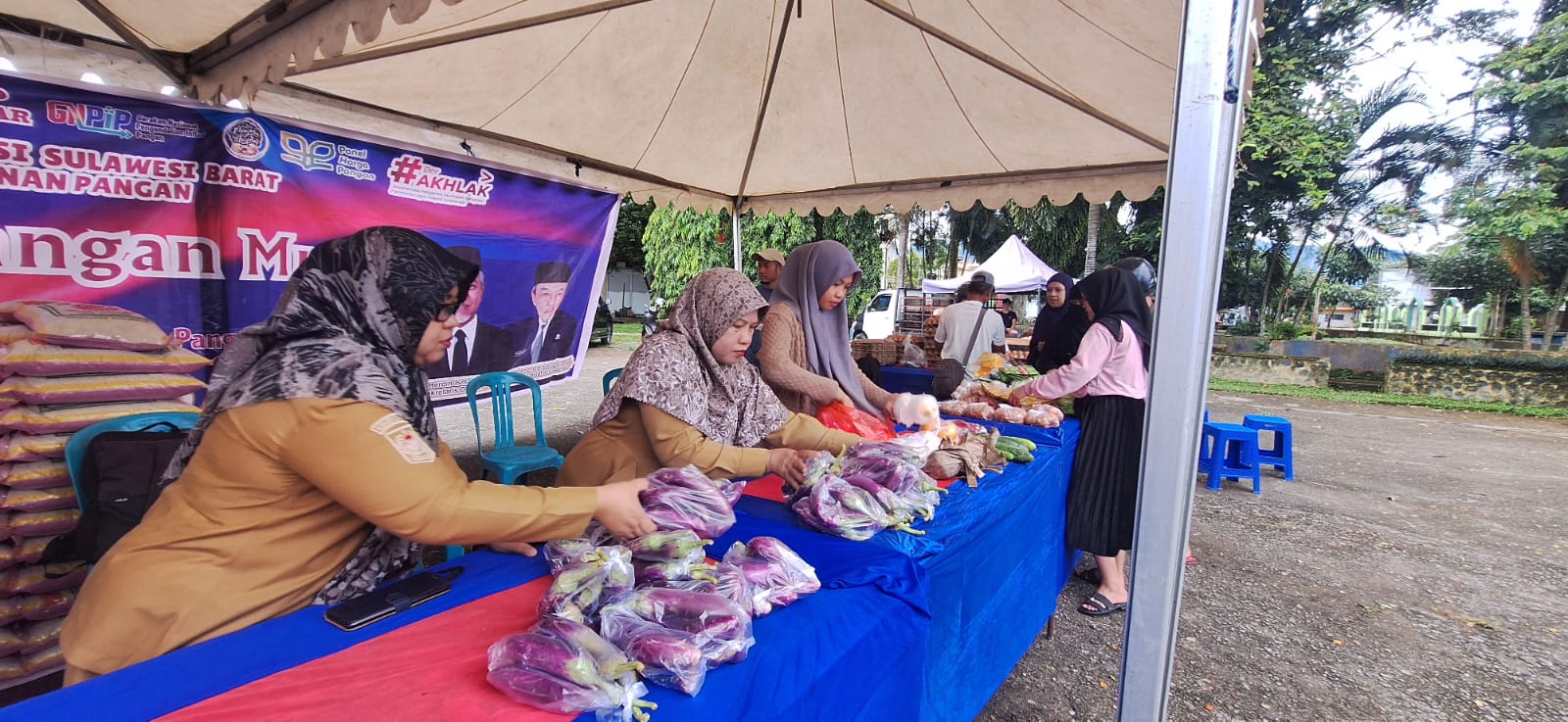 Strategi Pemprov Sulbar Kendalikan Inflasi: Pasar Murah Tiap Minggu di Taman Karema Mamuju