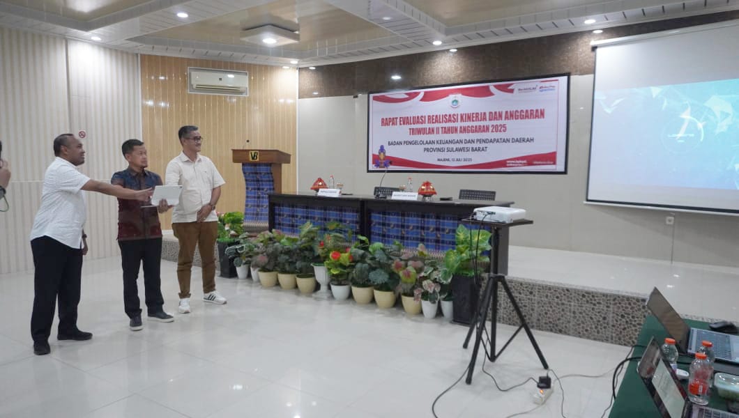 Pemprov Sulbar Luncurkan SP2D Online. Percepatan Digitalisasi Keuangan Daerah