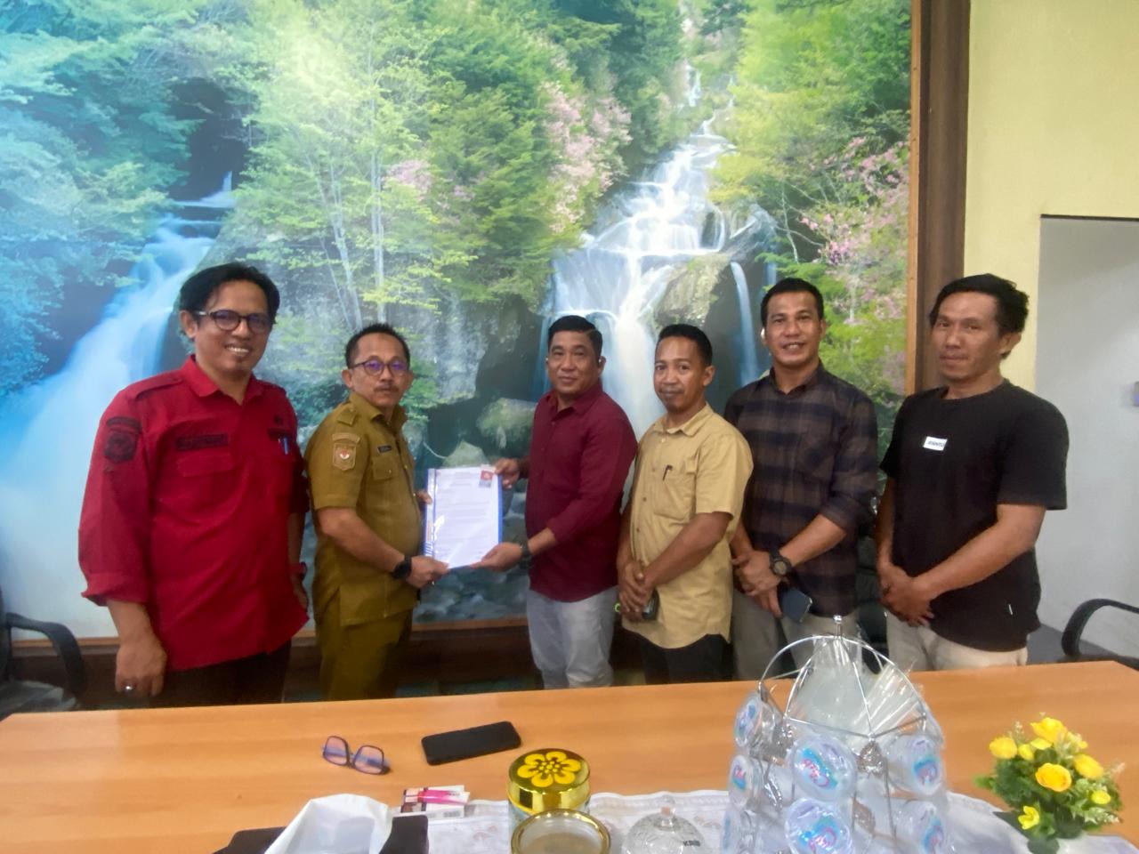 PP IJS Resmi Serahkan Berkas Kepengurusan Periode 2025- 2029 ke Kesbangpol Sulbar
