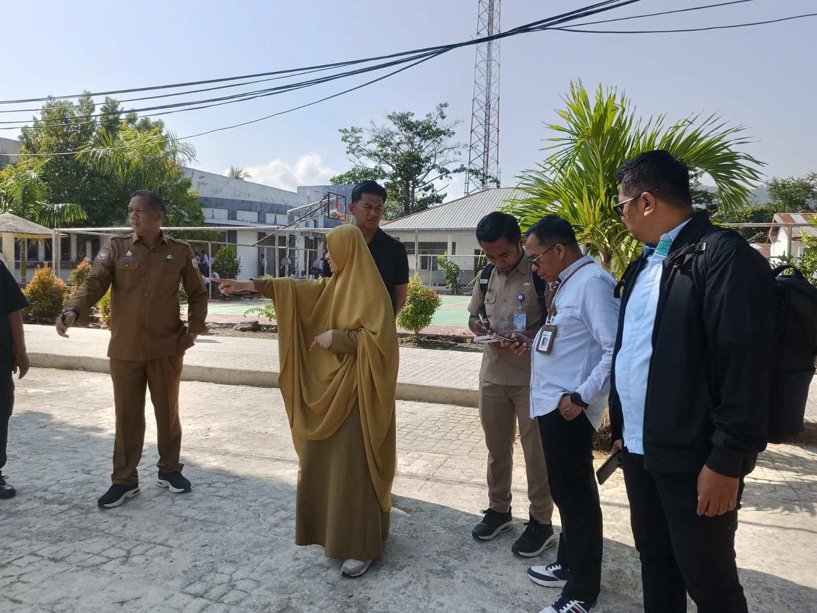 Dukung Literasi dan HAN 2025, Kominfo Sulbar Pastikan Koneksi Zoom Lancar untuk Presiden dan Gubernur Sulbar