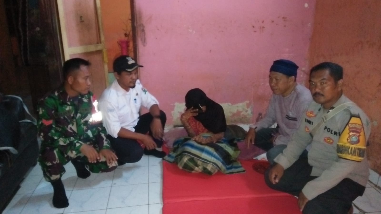 Ketua DPW IJS Majene Jenguk Warga Penderita Penyakit Kulit Langka: Serukan Kepedulian untuk Pemerintah dan Masyarakat