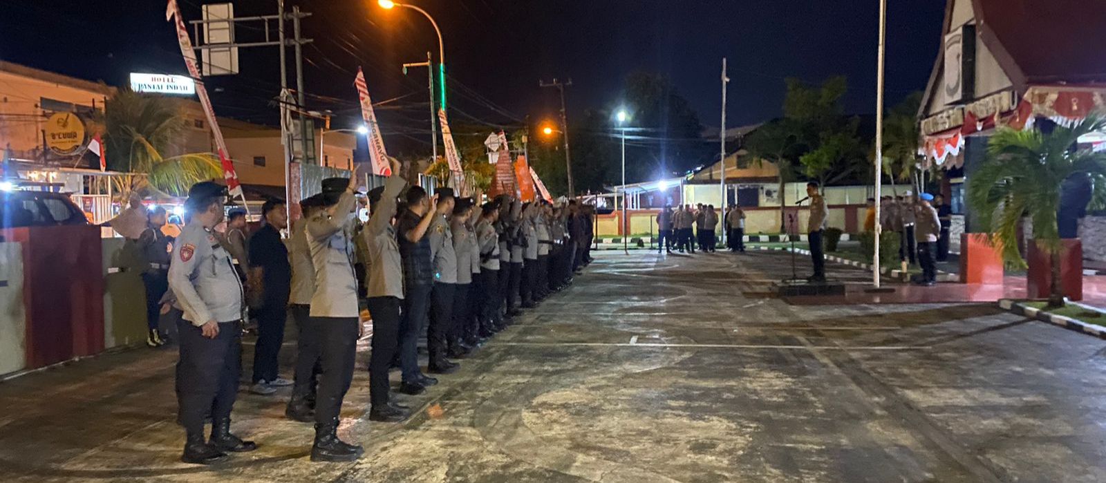 Pastikan Kamtibmas Kondusif, Polresta Mamuju Gelar Apel Siaga dan Patroli Skala Besar