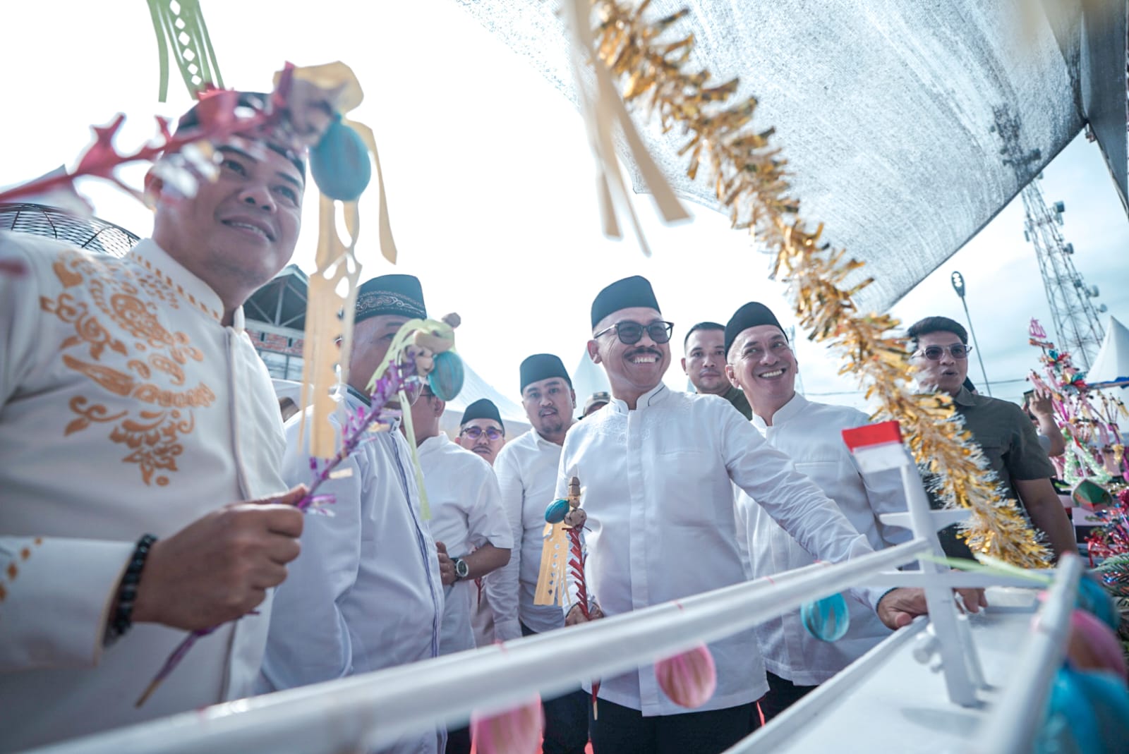 Gubernur Suhardi Duka Sebut, Maulid Nabi di Salabose Bukti Harmoni Agama dan Budaya Mandar
