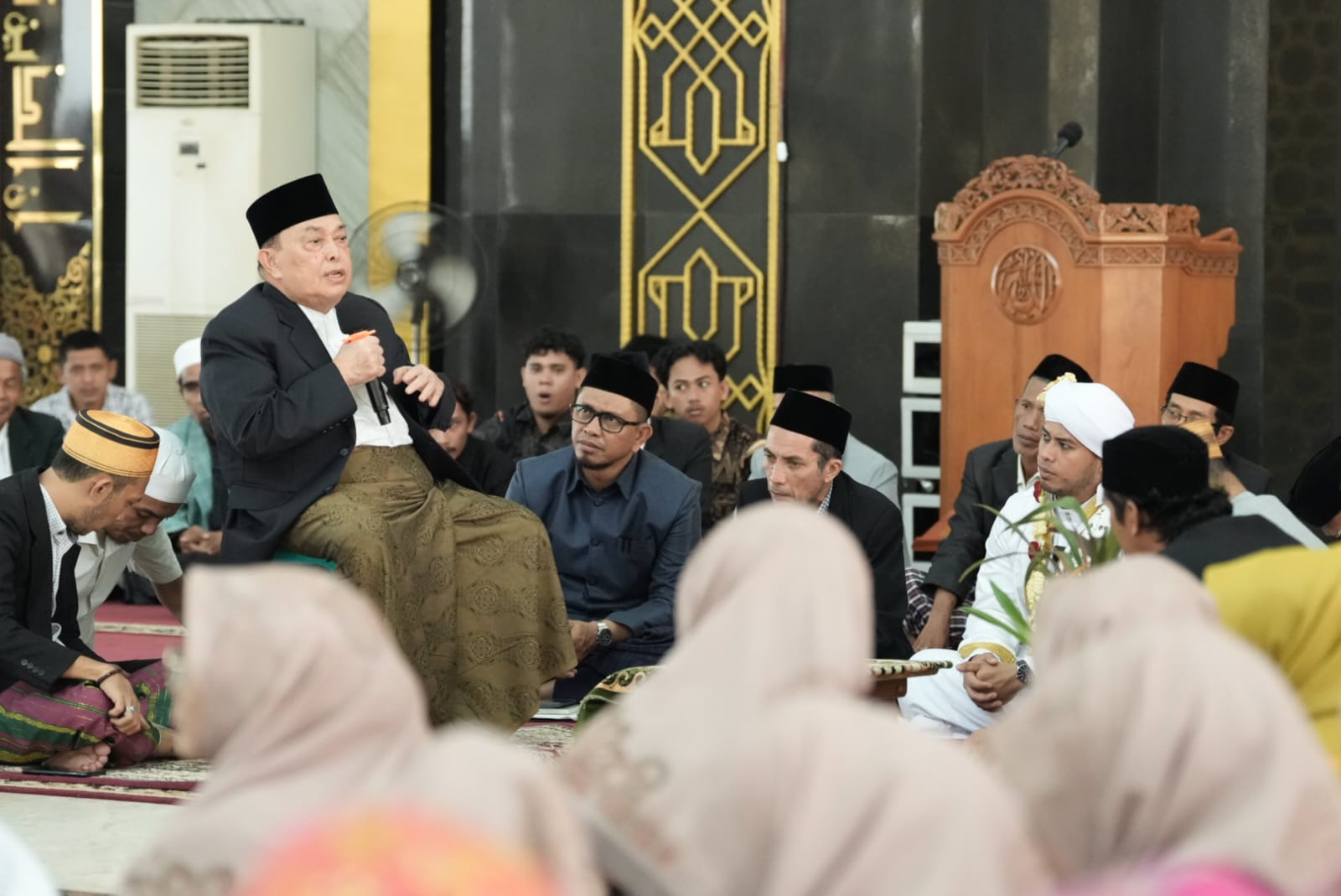 Wagub Sulbar Jadi Saksi Pernikahan Anak Imam Masjid Syuhada
