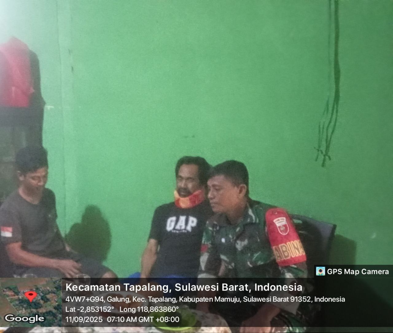 Babinsa Koramil 1418-02/Tapalang Laksanakan Puldata dan Ajak Warga Jaga Kebersihan