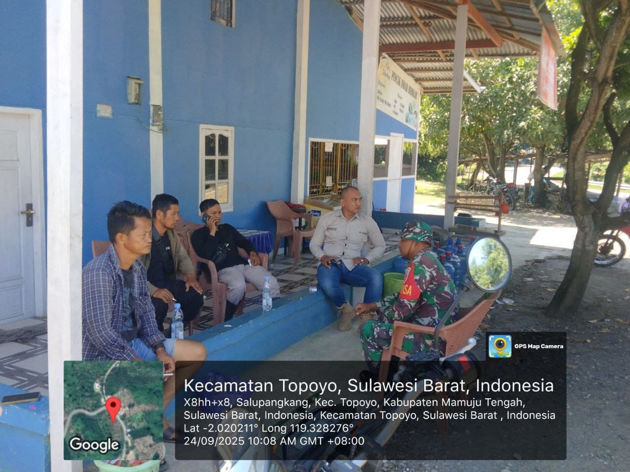 Babinsa Budong-Budong Perkuat Komsos di Desa Salupangkang