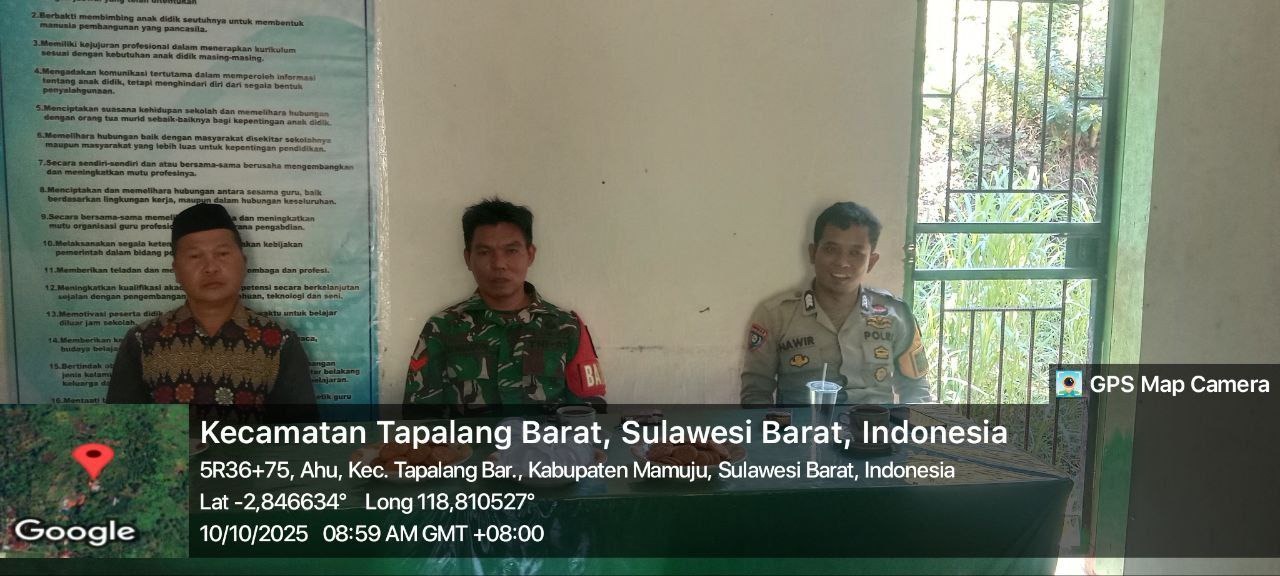 Babinsa Koramil 1418-02/Tapalang Terus Aktif Pantau Kondisi Wilayah Binaannya