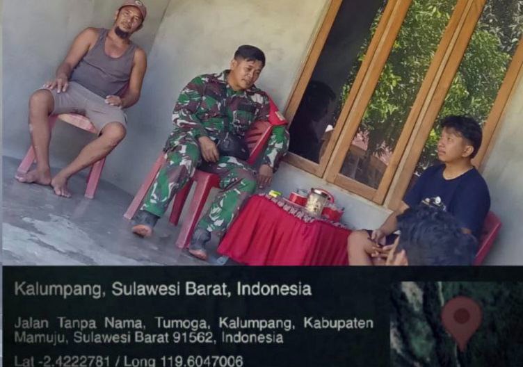 Babinsa Koramil 1418-05/Kalumpang Ajak Masyarakat Desa Tumonga Selesaikan Masalah Sosial Dengan Musyawarah