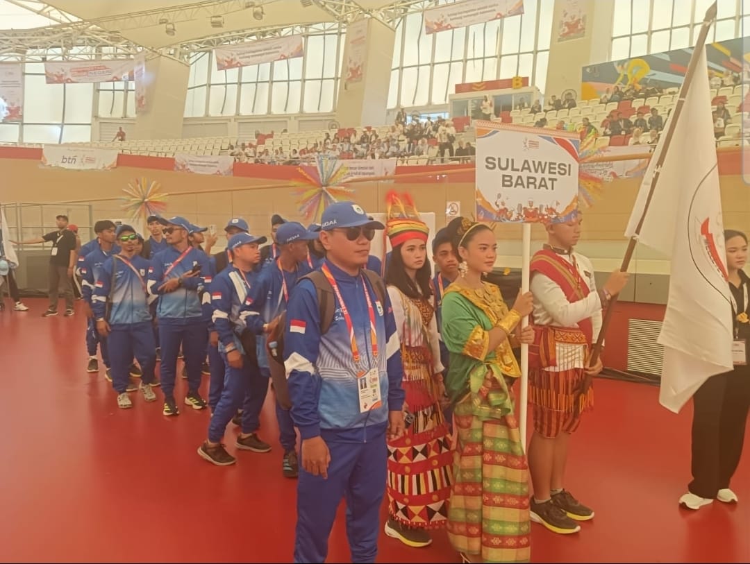 Kontingen Sulbar Tampil Semangat di Pembukaan POPNAS XVII dan PEPARPENAS XI di Jakarta 
