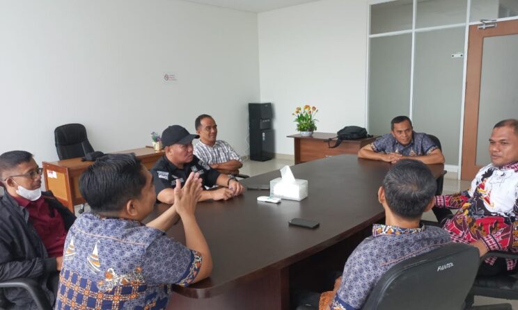 Sekretariat DPRD Sulbar Gelar Coffee Morning Bahas Sinkronisasi dan Akuntabilitas Kinerja